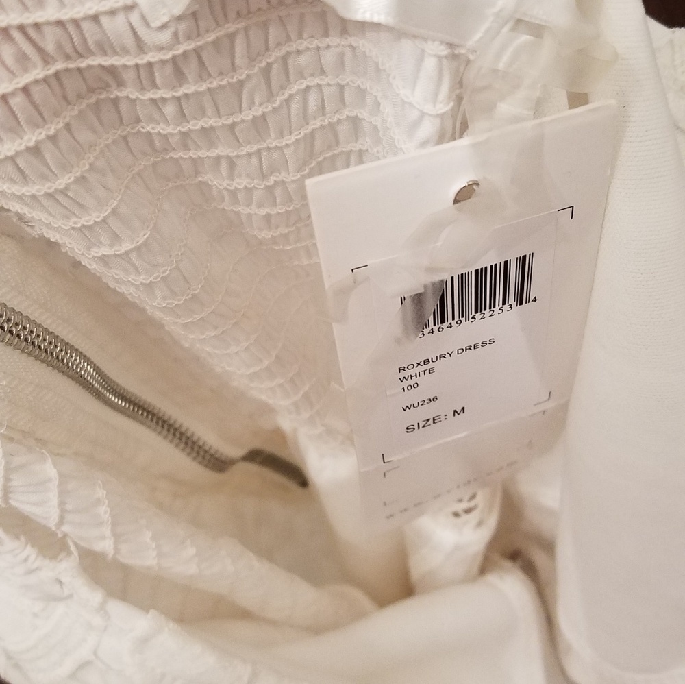 Gorgeous boho strapless eyelet dress - Picture 4 of 8